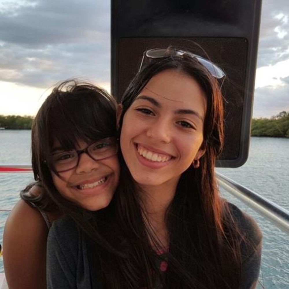 Meet your Posher, Abigail